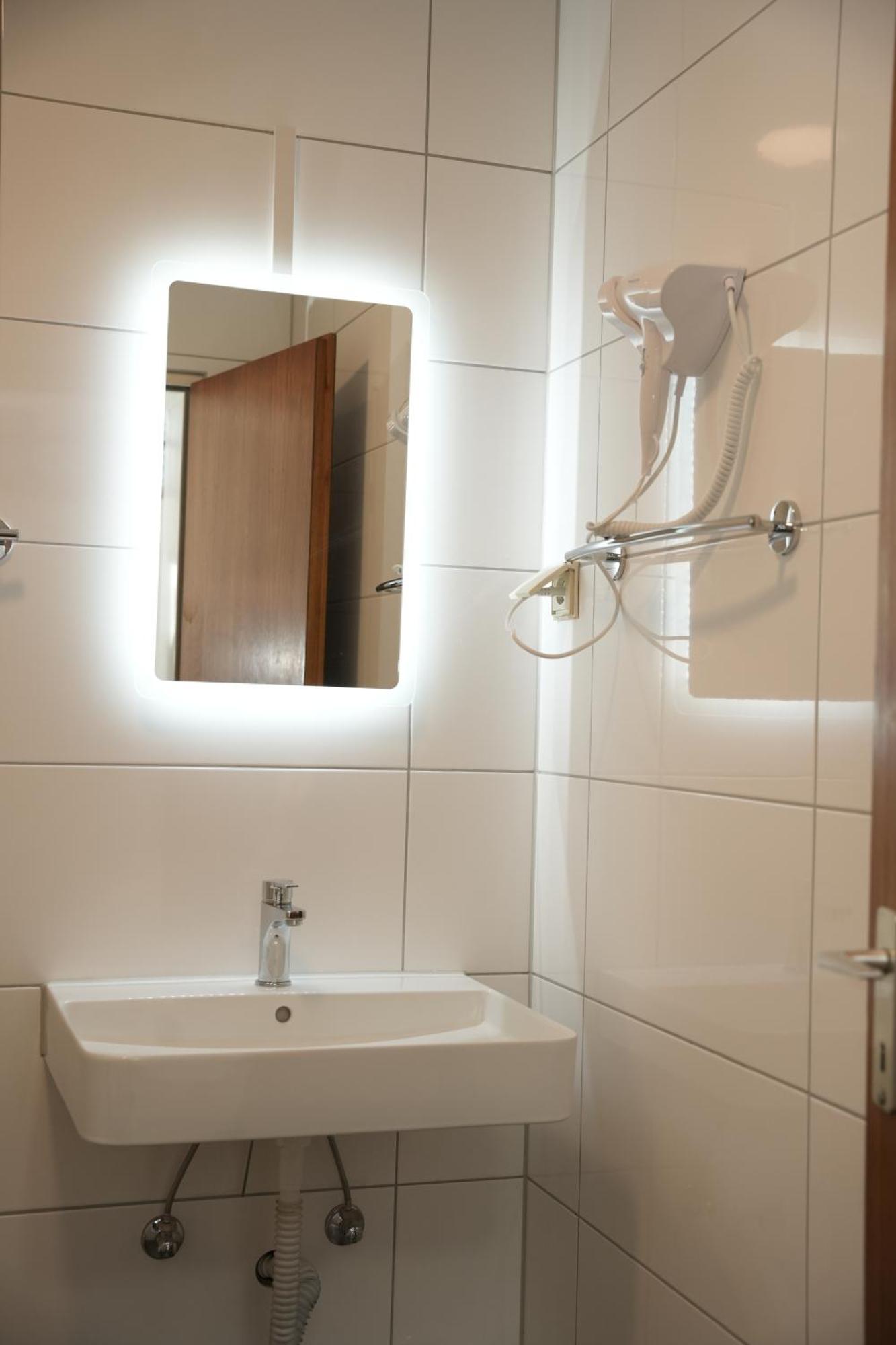 Haven Hotels - Hotel Am Stadion Leverkusen Zewnętrze zdjęcie